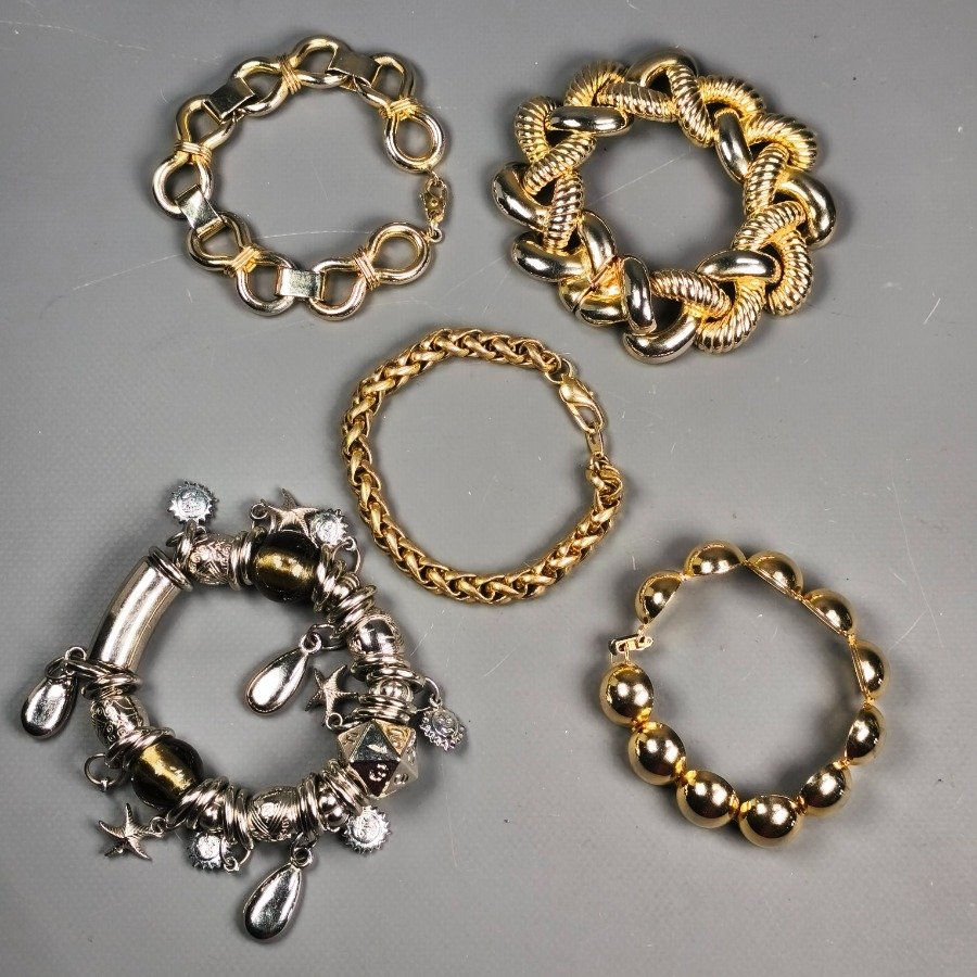 Item 16453 - Image 1