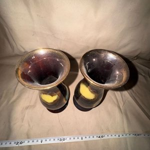 Par de Jarrones Vintage Mid-Century Cerámica Esmaltada Borgoña y Amarillo - imagen 3