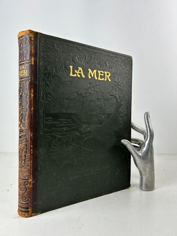 Lote siguiente: Libro científico sobre geografía y meteorología marina