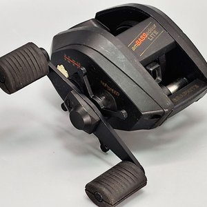 Reel Rotativo Abu Garcia Ambassadeur Lite Graphite - Made in Sweden - imagen 2