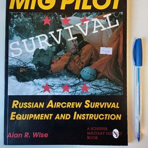 Lote anterior: Libro "MIG Pilot Survival": Equipamiento y Supervivencia de la Tripulación Aérea Rusa