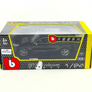 Auto a Escala Burago Porsche Macan Turbo 1/24 Negro - imagen 1