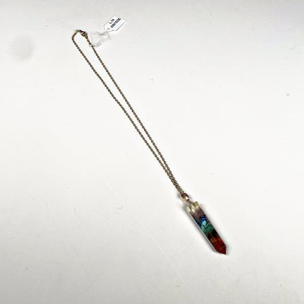 Colgante Cristal Siete Chakras con Cadena Dorada