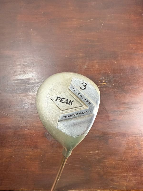 Palo de golf marca Peak nro.3 - Club de Golf de Alta Calidad - imagen 3