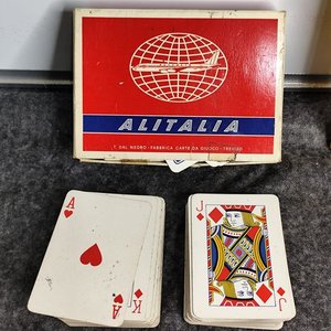 Dos Mazos de Cartas de Poker Alitalia con Estuche Original - imagen 2
