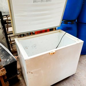 Freezer horizontal, una tapa, ( enfria ) - imagen 2