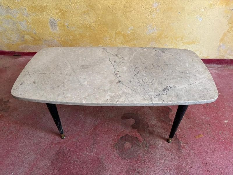 Lote siguiente: MESA RATONA DE MADERA CON TAPA DE MARMOL