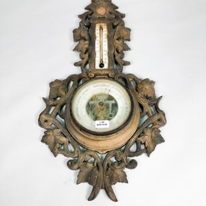 Pluviómetro y Termómetro Vintage en Madera con Marco Decorativo - imagen 3