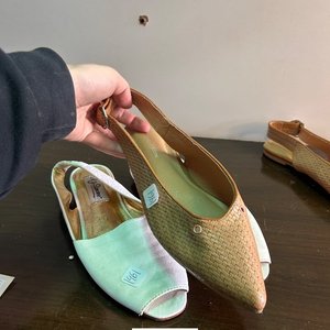 Dos Pares de Sandalias Elegantes para Mujer - imagen 2