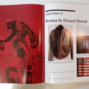 Libro "American Flight Jackets: A History of U.S. Flyers' Jackets" Tapa Dura - imagen 7