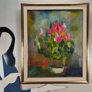 Óleo sobre lienzo: Naturaleza muerta con flores, firma ilegible, marco dorado - imagen 6