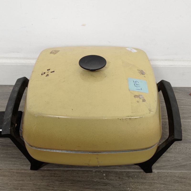 Lote siguiente: Horno eléctrico, tipo olla para venta