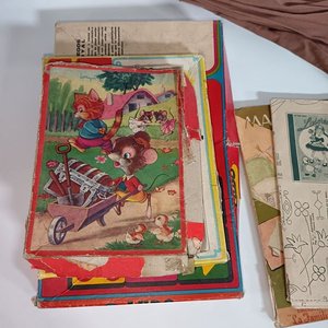 Juegos de Mesa Antiguos, Paraguas y Revistas de Bordado - imagen 2