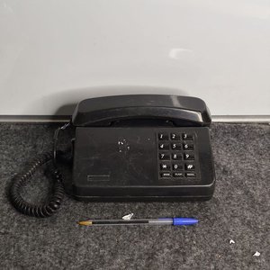 Lote siguiente: Teléfono Fijo Negro LR Telecom con Teclado Numérico