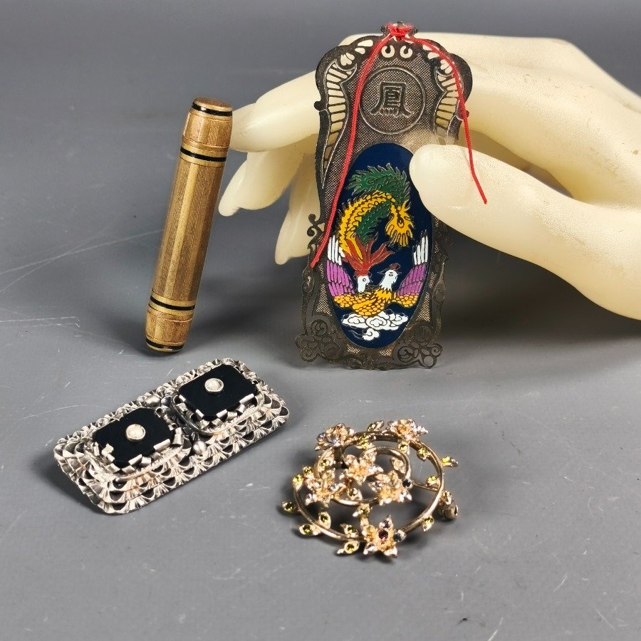 Item 16336 - Image 0