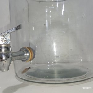 Dispensador de Vidrio Transparente con Canilla Metálica - 6 Litros - imagen 4