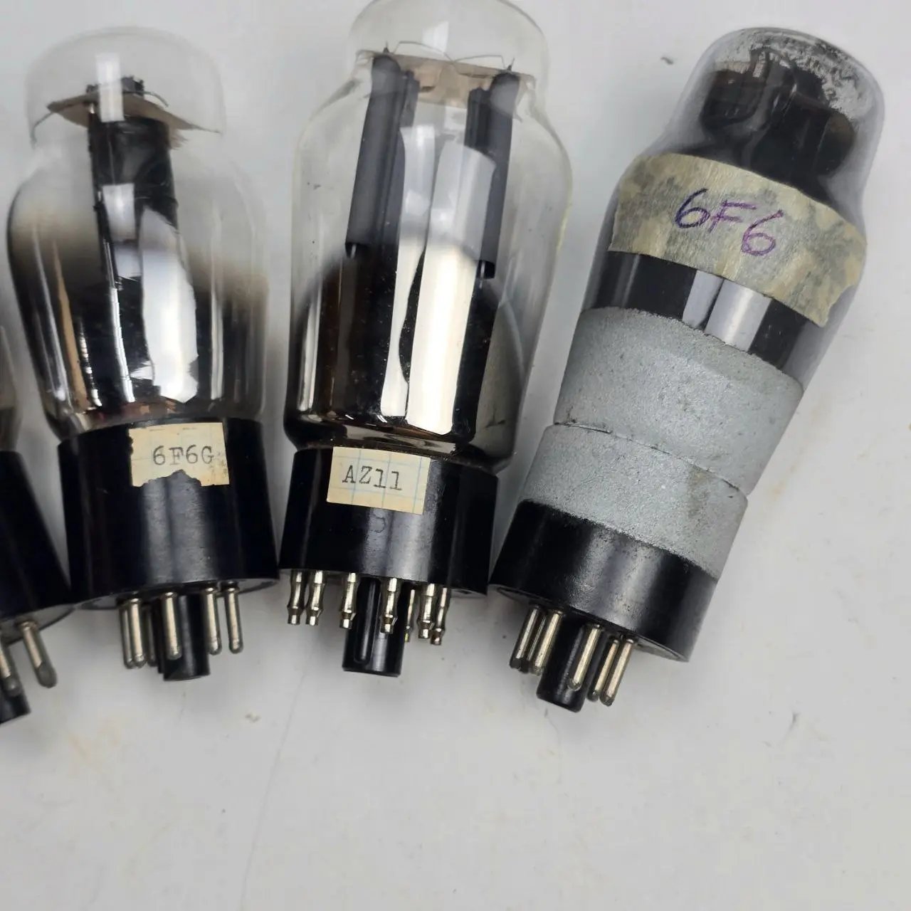 Item lote-31-valvulas-varias-x5 - Image 2