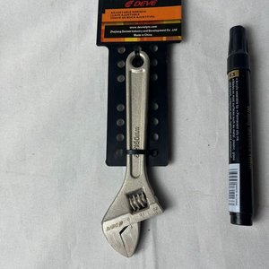 Llave Francesa Ajustable Marca DEVE Nueva - imagen 3