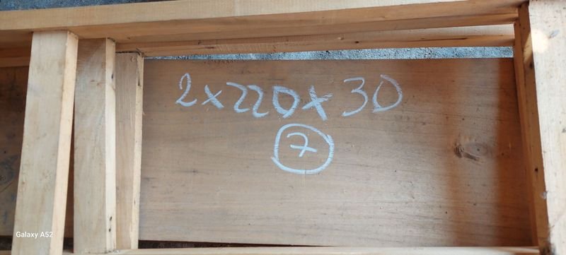 Estantería en madera escalerilla y tablones - imagen 2