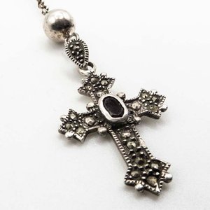 Rosario de Plata con Cruz, Piedra Negra y Marquesitas - 44cm - imagen 2