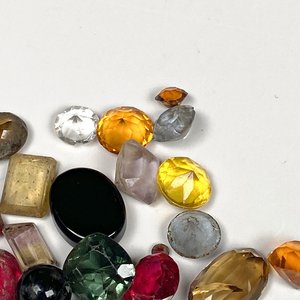 Lote de Piedras Semipreciosas y Cristales para Joyería - imagen 4