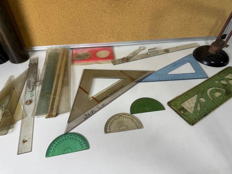 Lámparas de escritorio vintage y accesorios para dibujos - imagen 3
