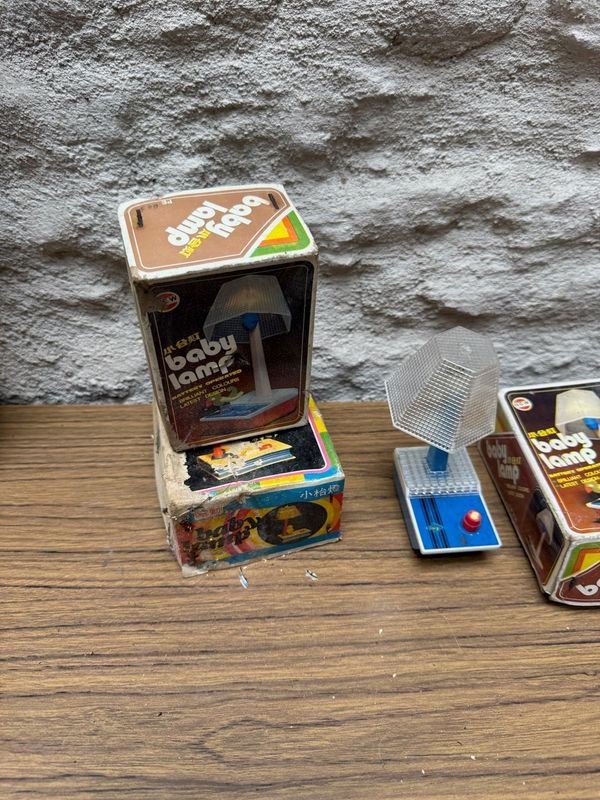 Lamparas de mesa a pila vintage nuevas - imagen 2
