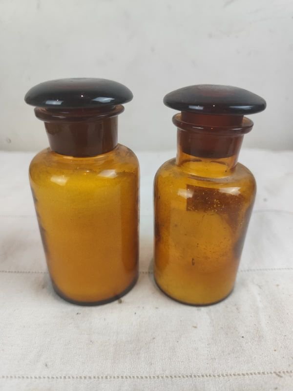 Dos frascos de farmacia en excelente condición - imagen 1