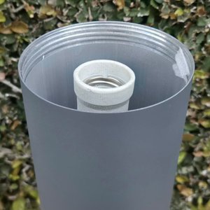 Luminaria Exterior Cilíndrica Gris Serlux Tipo Tótem - imagen 2