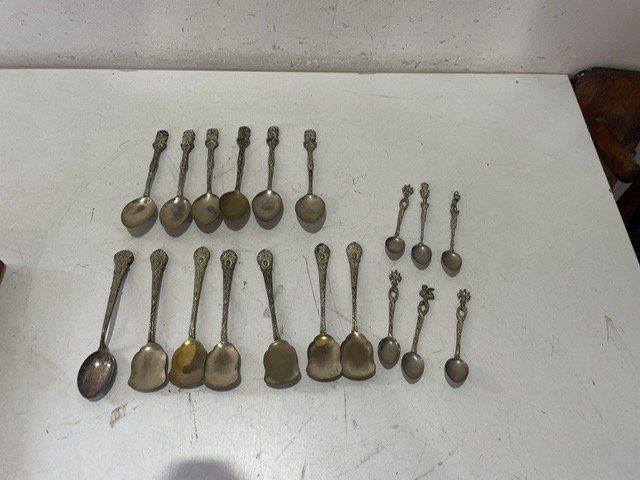 Item 27541 - Image 0