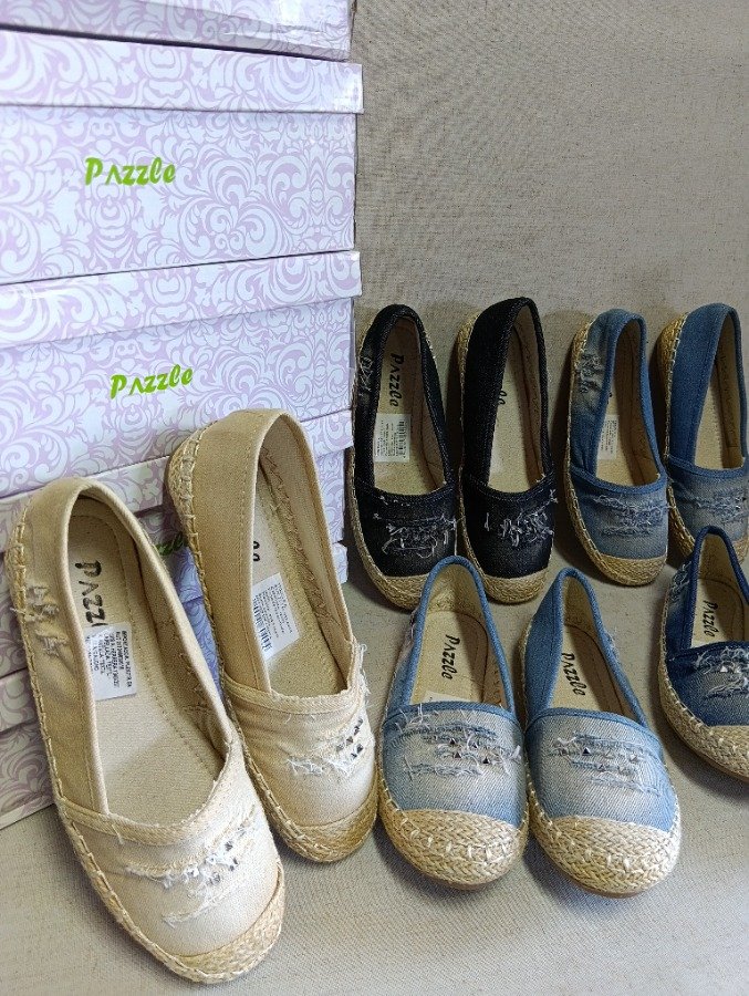 Calzado para dama, 5 pares de zapatos - imagen 4