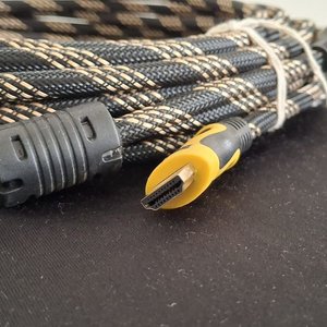 Cable HDMI Alta Velocidad Trenzado 10m y Extensión USB Manhattan - imagen 2