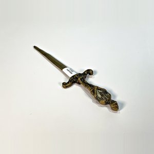 Abrecartas Bronce Espada con Figura de Hombre con Armadura - imagen 2