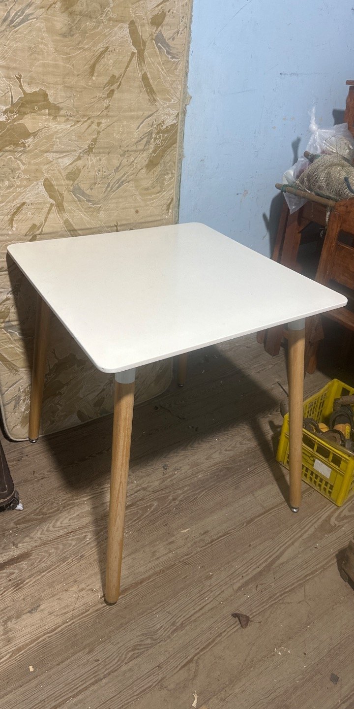 Mesa Blanca Moderna Patas Madera