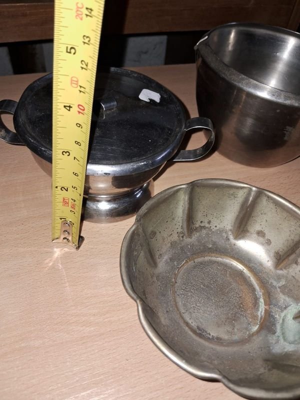 Lote de recipientes antiguos de peltre y plata - imagen 11