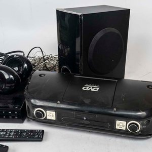 Home Theater LG con Subwoofer, 5 Parlantes, DVD y Control Remoto - imagen 2
