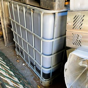 Tanque Químico IBC de 1000 Litros - imagen 2