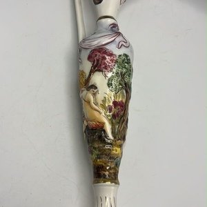 Jarrón Capodimonte con Escena Clásica, 27 cm - imagen 3