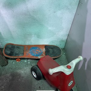 Patineta y Triciclo Rojo para Niños - imagen 3