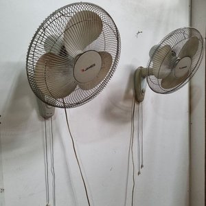 Juego de 2 Ventiladores de Pared James con Rejilla Protectora - imagen 2