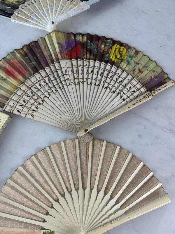 Colección de 5 abanicos con marco de plata y tejido verde - imagen 6