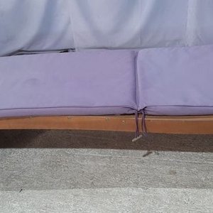 Reposera de Piscina de Madera con Colchoneta Lila - imagen 1