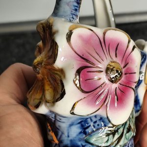 Canasta Decorativa de Porcelana Esmaltada con Flores y Detalle Numerado - imagen 4