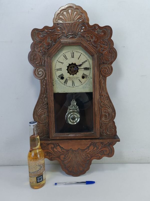 Lote siguiente: Reloj De Pared Antiguo