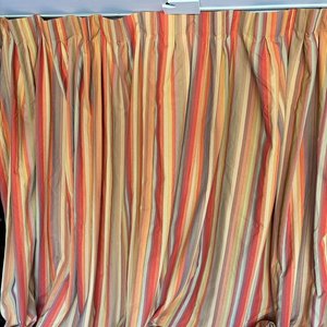 Lote siguiente: Cortina Rayada Tela Pesada 200x220 cm