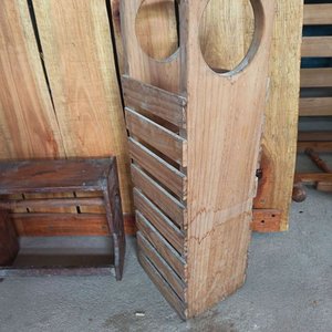 Par de Revisteros y Porta Rollo de Madera Rústica - imagen 2
