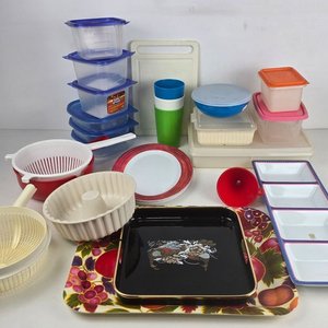 Lote de Tupperware, Bandejas, Moldes y Utensilios de Cocina - imagen 1