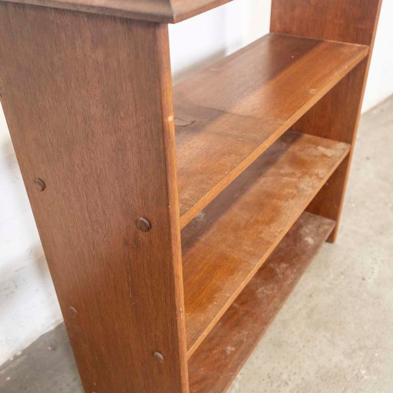 Estante de madera con cuatro niveles - imagen 3