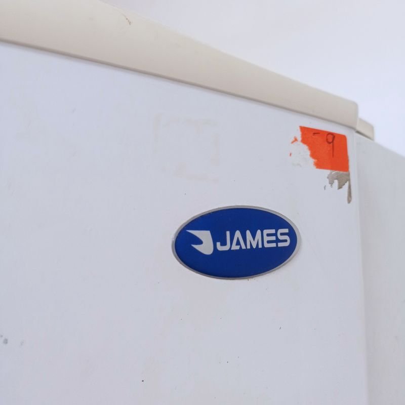 Heladera con freezer en color blanco maraca James - imagen 3