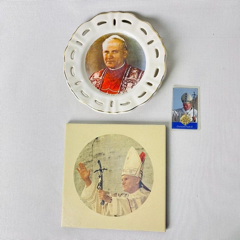 Lote religioso de nueve piezas - Colección de artículos religiosos - imagen 3